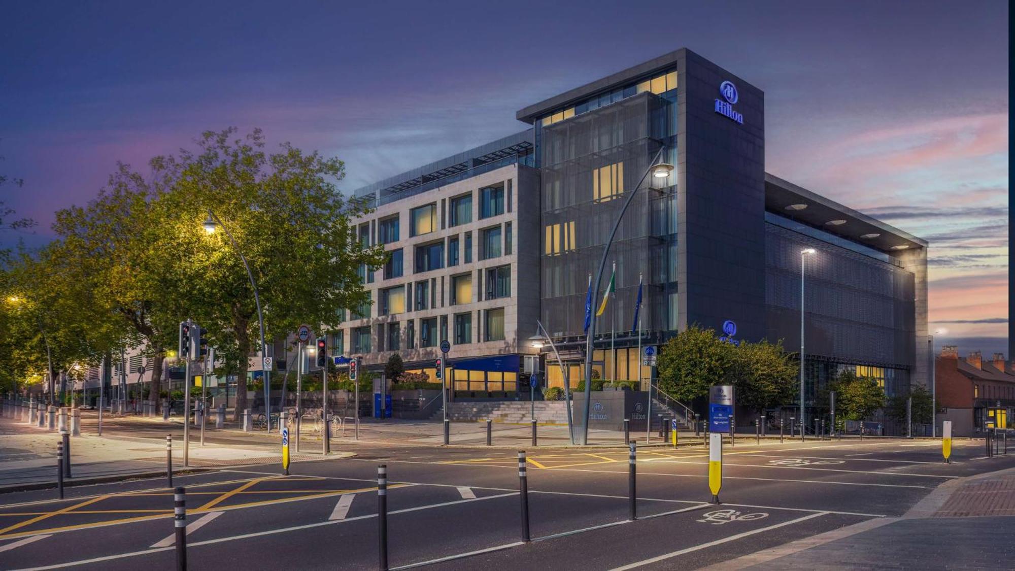 Hilton Dublin Kilmainham Hotel Exterior foto